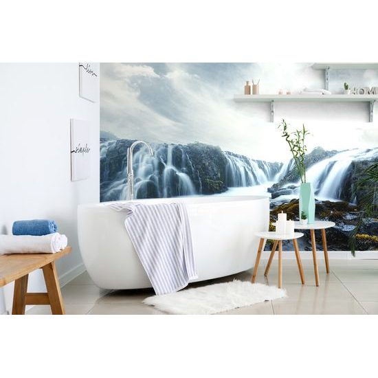 Krásna samolepiaca fototapeta vodopády