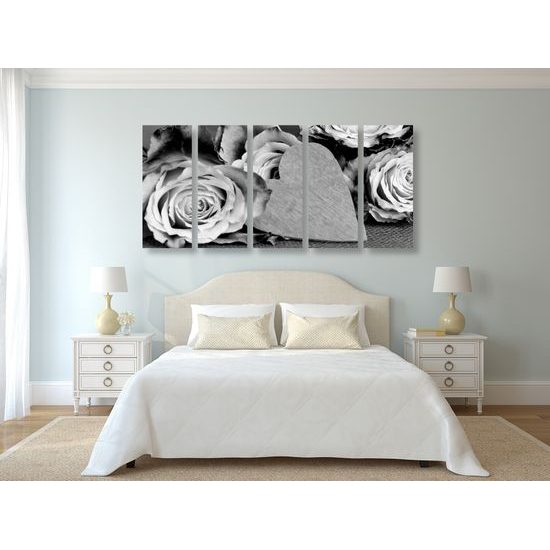 5-dielny obraz nádherné žlté ruže v čiernobielom prevedení