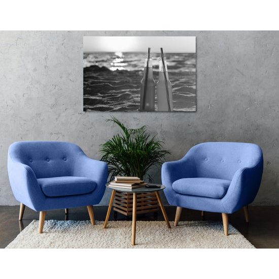 Obraz oddych na pláži v čiernobielom prevedení