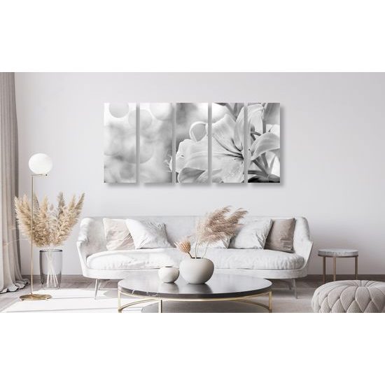 5-dielny obraz nežná ľalia v čiernobielom prevedení