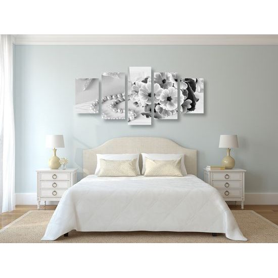 5-dielny obraz luxusné zátišie v čiernobielom prevedení