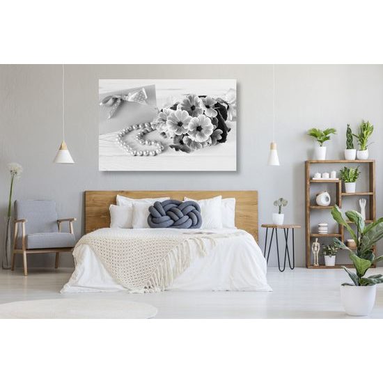 Obraz luxusné zátišie v čiernobielom prevedení