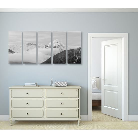 5-dielny obraz pohľad na zasnežené kopce v čiernobielom prevedení