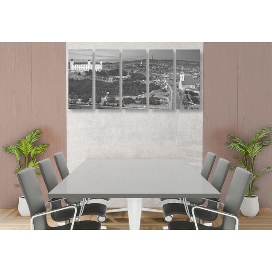 5-dielny obraz Bratislavský hrad v čiernobielom prevedení