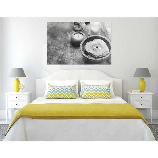 Obraz jemné zátišie v čiernobielom prevedení