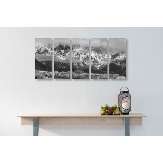 5-dielny obraz pohľad na nezabudnuteľnú krajinku v čiernobielom prevedení