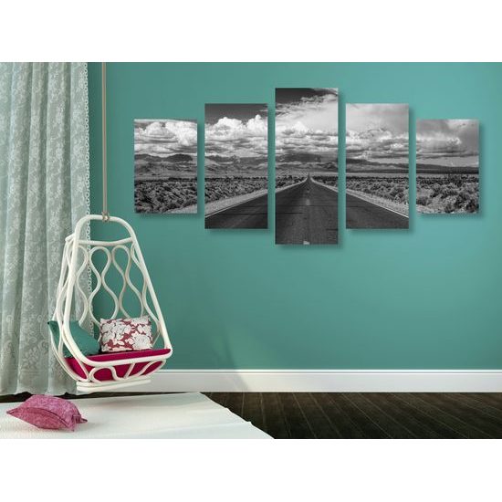 5-dielny obraz cesta pušťou v čiernobielom prevedení