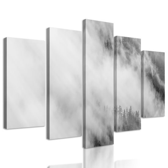 5-dielny obraz hmla nad lesom v čiernobielom prevedení
