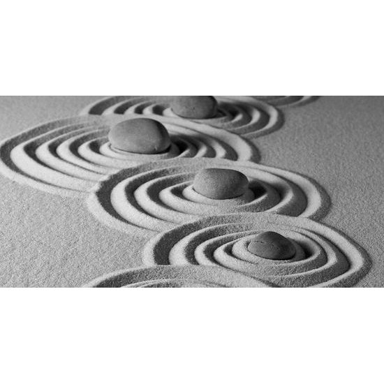 Obraz plážové zátišie s Zen kameňmi v čiernobielom prevedení