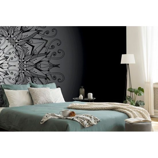 Samolepiaca tapeta zaujímavá Mandala v čiernobielych farbách