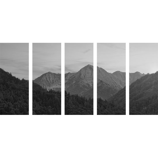 5-dielny obraz krása horského štítu v čiernobielom prevedení