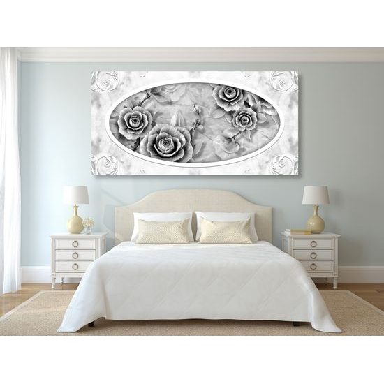 Obraz nádherné historické ruže v čiernobielom prevedení