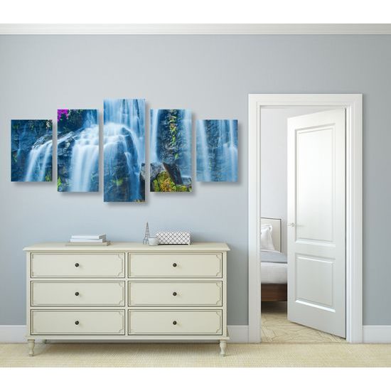 5-dielny obraz krásny horský vodopád