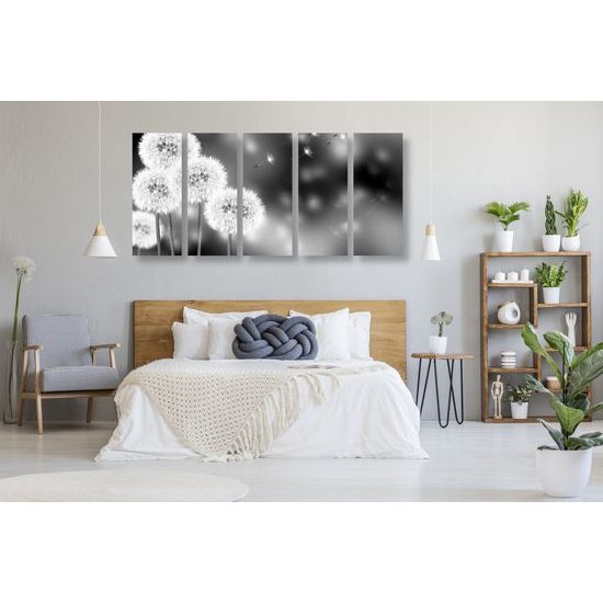 5-dielny obraz nadýchané klobúčiky púpavy v čiernobielom prevedení