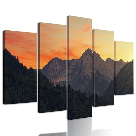 5-dielny obraz krása horského štítu v čiernobielom prevedení