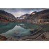 Originální fototapeta jezero uprostřed hor