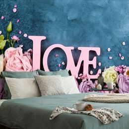 Krásná samolepící fototapeta růže s nápisem Love