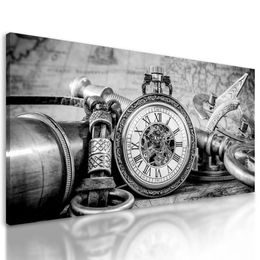 Obraz historické luxusní hodinky v černobílém provedení