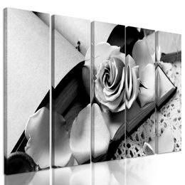 5-dílný obraz růže a tajný klíč v černobílém provedení