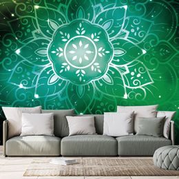 Samolepící tapeta Mandala s vesmírným pozadím v zeleném provedení