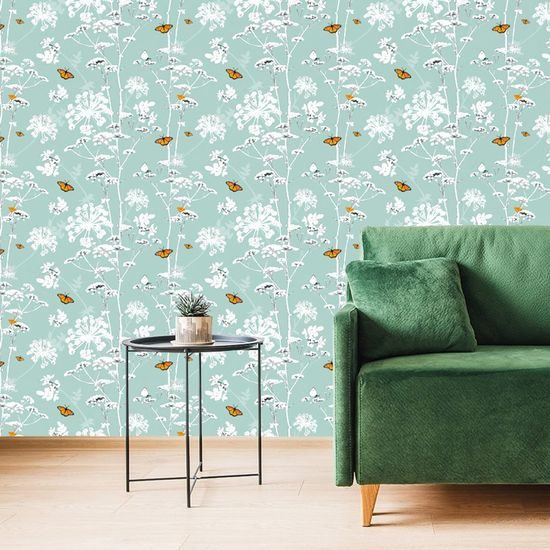 Tapeta něžná louka plná motýlů