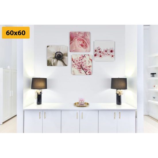 Set obrazů jemné romantické květiny