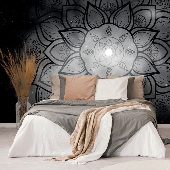Tapeta galaktická Mandala v černobílém provedení