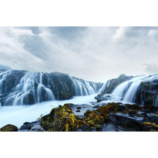 Krásná fototapeta vodopády