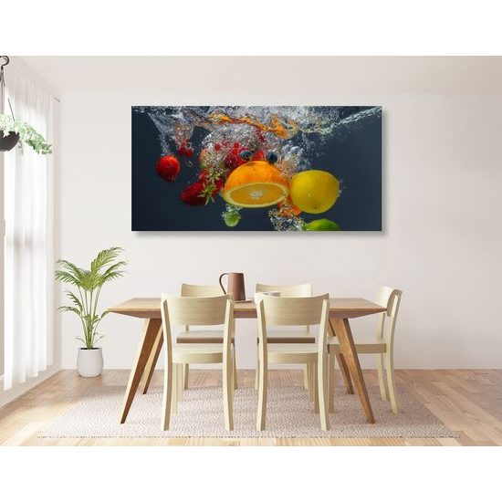 Obraz ovoce ponořené ve vodě