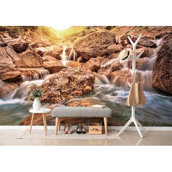 Samolepící tapeta vodopády uprostřed hor