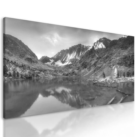 Obraz nedotčené vysohorské pleso v černobílém provedení