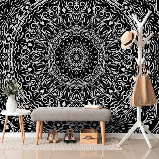 Tapeta uklidňující Mandala v černobílém provedení