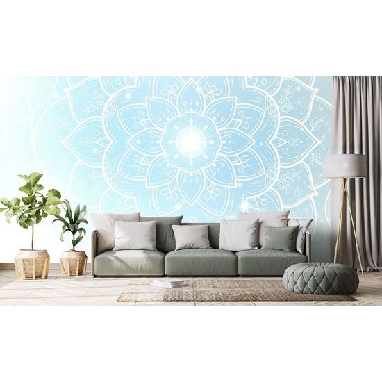 Samolepící tapeta světle modrá Mandala s orientálním nádechem