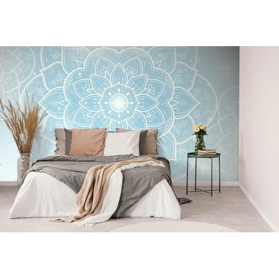 Samolepící tapeta světle modrá Mandala s orientálním nádechem