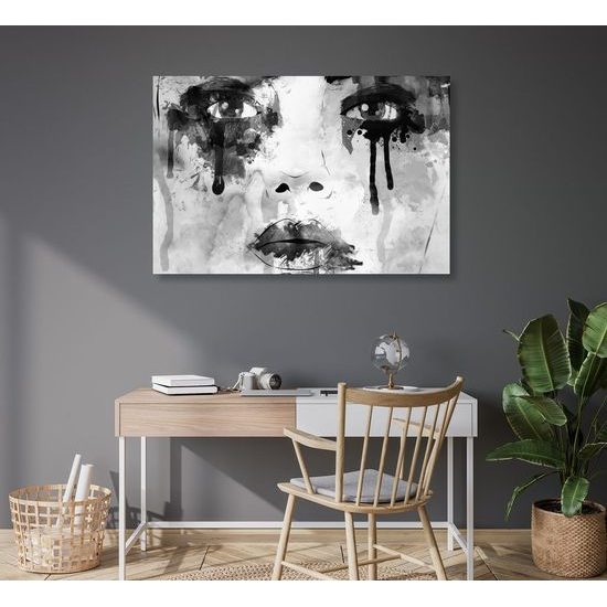 Obraz zranitelnost ženy v černobílém provedení