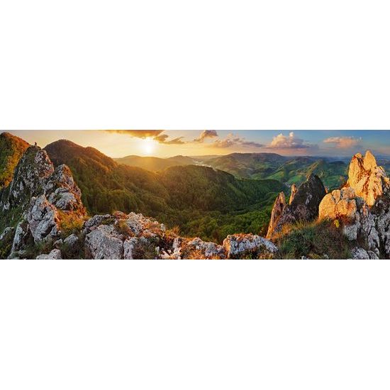 Obraz Vršatská bradla v objetí slovenské přírody