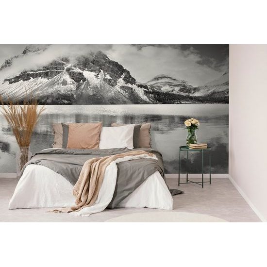 Samolepící fototapeta černobílé pohoří v mlze
