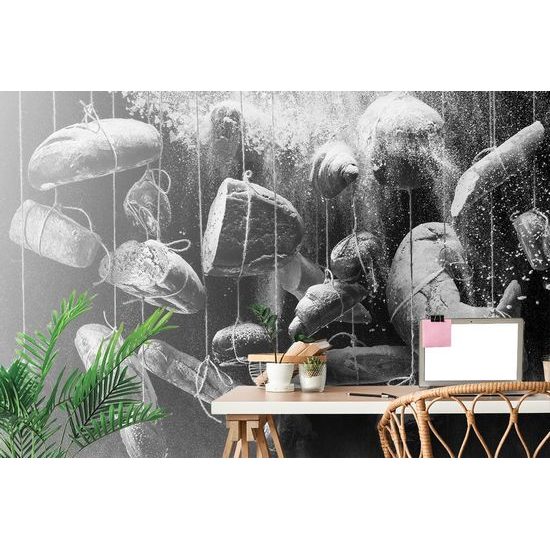 Samolepící fototapeta černobílé zátiší ze zavěšeného pečiva
