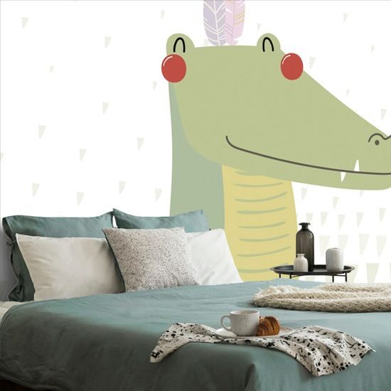 Samolepící tapeta usměvavý krokodýl s indiánskými peříčky