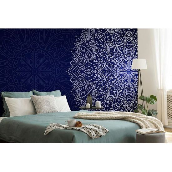Originální samolepící tapeta bílý ornament na modrém pozadí