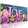 Kép virágok Love felirattal