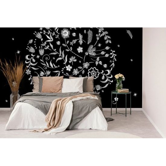 Tapéta folklór virágok fekete alapon