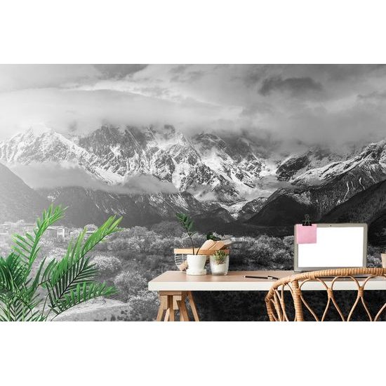 Fotótapéta fekete-fehér kilátással a fenséges hegyekre