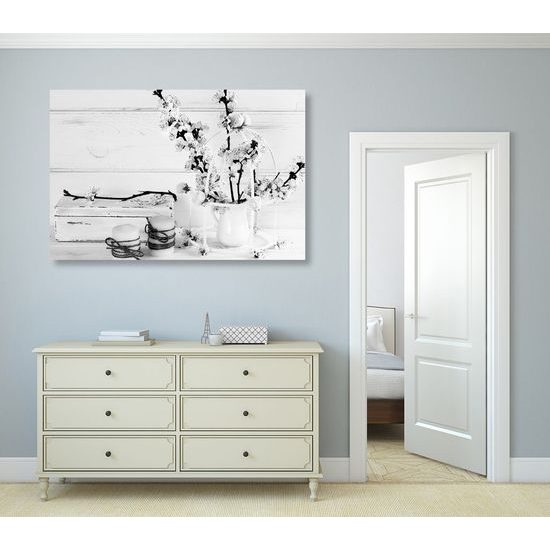 Kép fekete-fehér elegáns csendélet