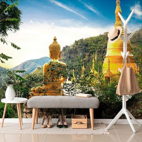 Tapéta arany Buddha fákkal körülvéve