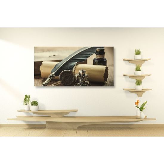 Kép történelmi toll és pergamen