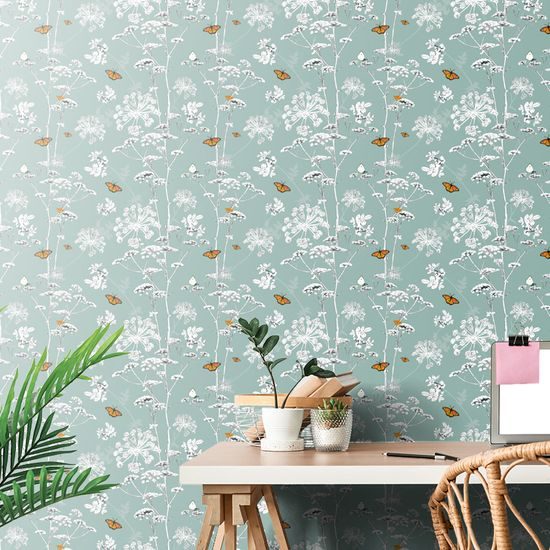 Öntapadó tapéta lepkékkel teli szelíd rét