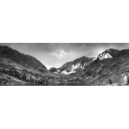 Kép fenséges hegyek tóval fekete-fehér kivitelben