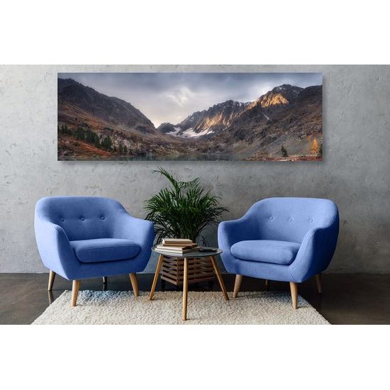 Kép lélegzetelállító hegyek tengerszemmel