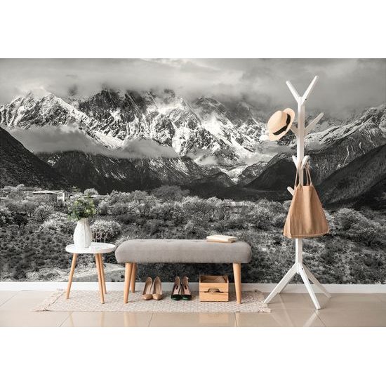 Öntapadó fotótapéta fekete-fehér kilátással a fenséges hegyekre